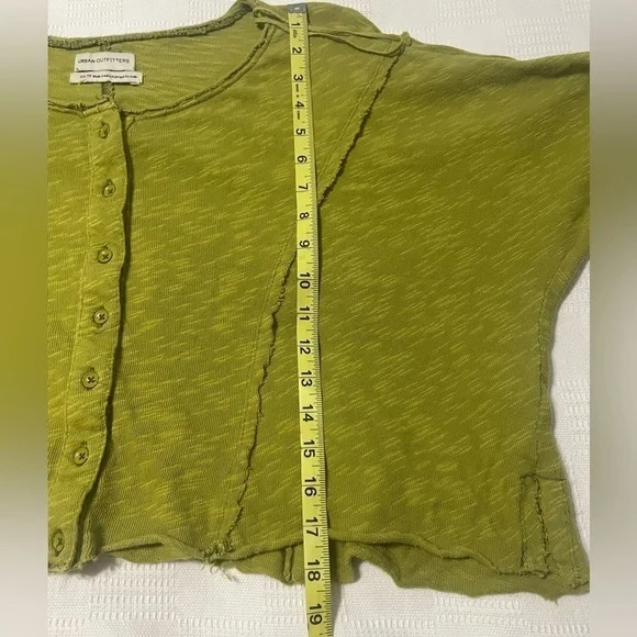 Urban outfitters lime green cropped top XS - Picture 6 of 9